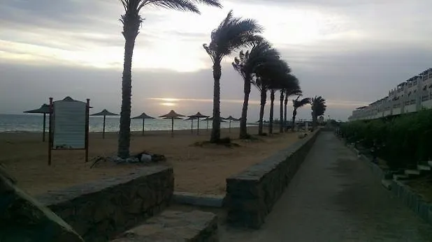 Manara Beachfront Ain Sokhna Dağ evi *